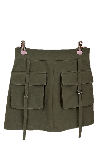 Olive Green Cargo Mini Skirt — pre-loved on Thrifted.mt