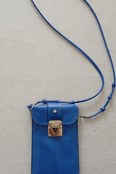 Blue Faux Leather Crossbody Bag — pre-loved on Thrifted.mt
