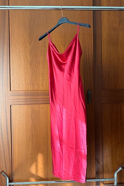 Wine Silk Dress — pre-loved on Thrifted.mt