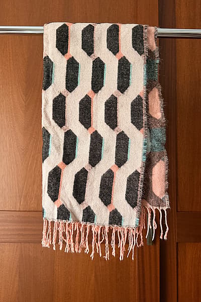 Pink Scarf — pre-loved on Thrifted.mt