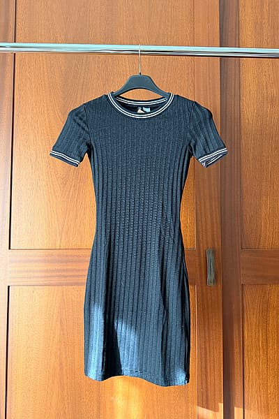 H&M Black-White Dress — pre-loved on Thrifted.mt