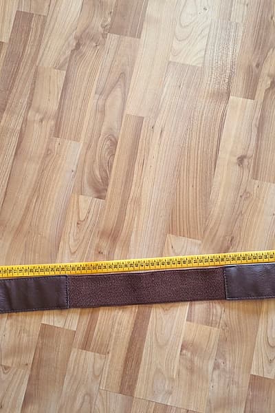Brown elasticated waist belt — pre-loved on Thrifted.mt