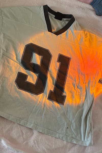 Stradivarius Sporty Number T-shirt by Stradivarius — pre-loved on Thrifted.mt