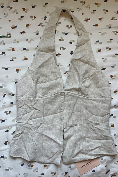 Shein top — pre-loved on Thrifted.mt