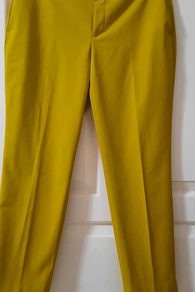 Mustard Tailored Trousers by ZARA — pre-loved on Thrifted.mt
