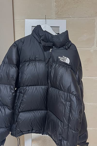 The North Face puffer jacket by The North Face — pre-loved on Thrifted.mt
